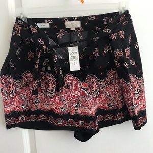 Loft short 4 inch size 16